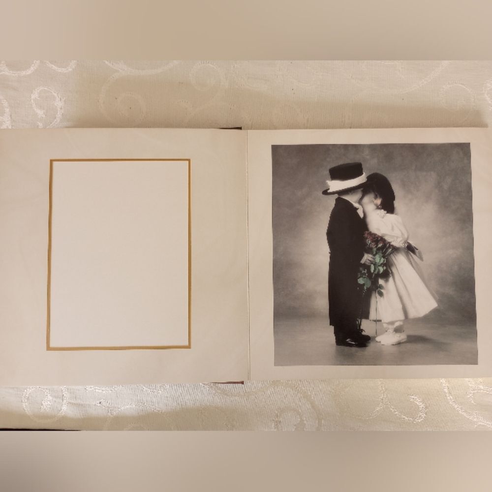 Anne Geddes Wedding Album - Picture 3 of 13